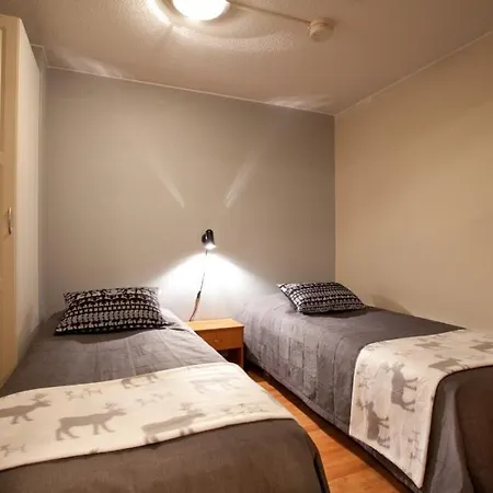 President Skimbaajankuja Hotel *